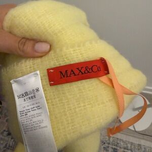 Max & Co. Soft Lemon Scarf